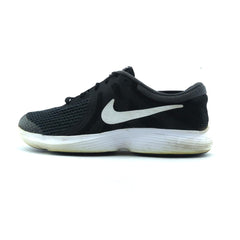 NIKE REVOLUTION 4