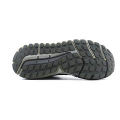 BROOKS BEAST 18