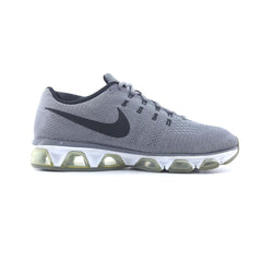 NIKE AIR MAX TAILWIND 8