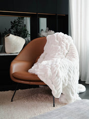 The Dreamer Oversized Cozy Throw Blanket – Ultra Soft & Warm