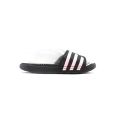 ADIDAS .