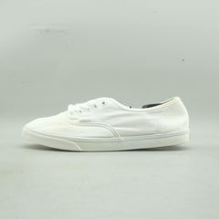 VANS AUTHENTIC