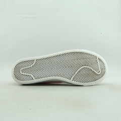 NIKE COURT ROYALE