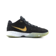 NIKE LEBRON 20