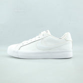 NIKE COURT ROYALE AC