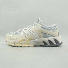 LI-NING .