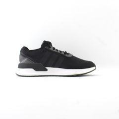 ADIDAS .