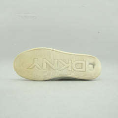 DKNY .