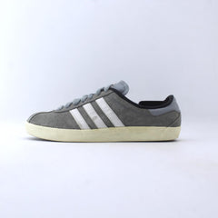 ADIDAS .
