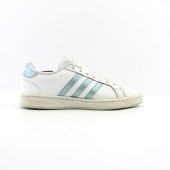 ADIDAS .