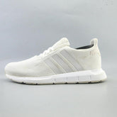 ADIDAS SWIFT RUN
