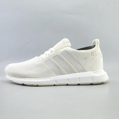 ADIDAS SWIFT RUN