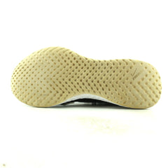 NIKE REVOLUTION 5
