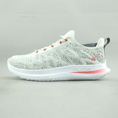 UNDER ARMOUR VELOCITI 3 R