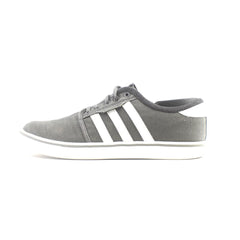 ADIDAS .