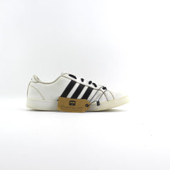 ADIDAS .