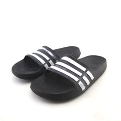 ADIDAS .