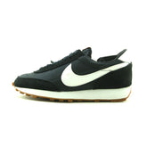 NIKE DAYBREAK