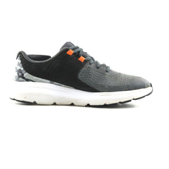 UNDER ARMOUR OUT HUSTLE