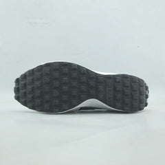 NIKE WAFFLE DEBUT