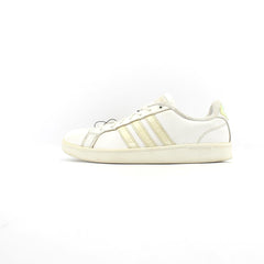 ADIDAS .