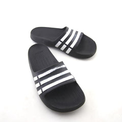 ADIDAS .