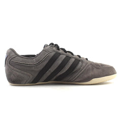 ADIDAS .