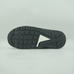NIKE AIR MAX IVO