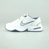 NIKE AIR MONARCH IV