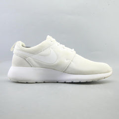 NIKE ROSHE ONE