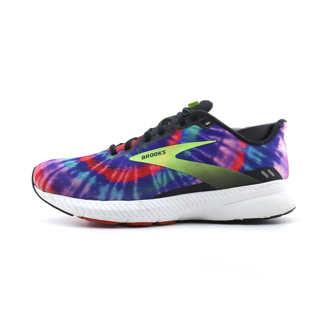 BROOKS  LAUNCH 8
