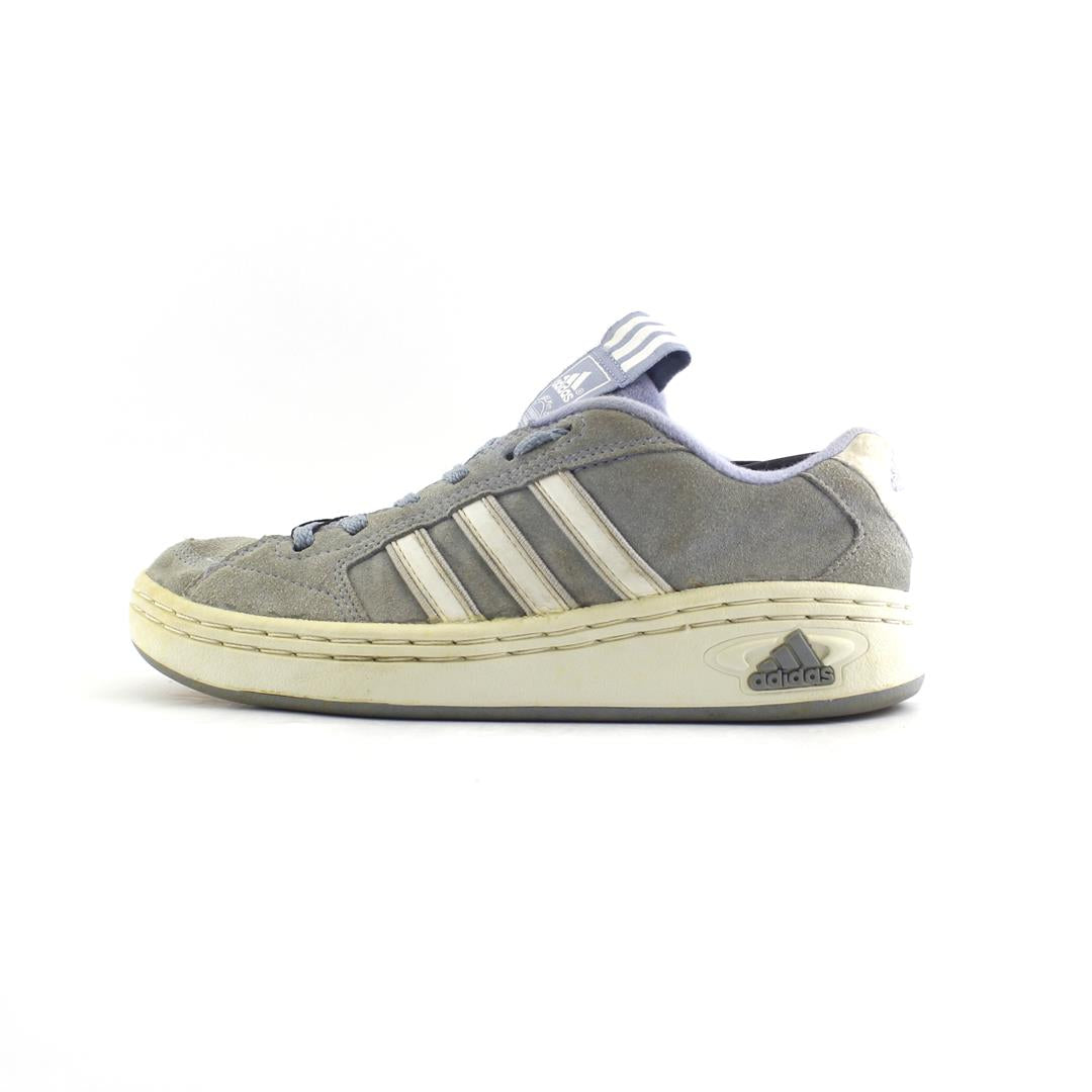ADIDAS .