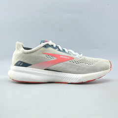 BROOKS LAUNCH 8