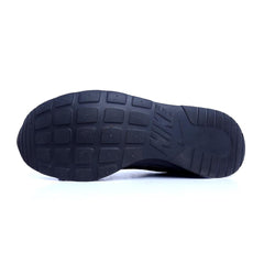 NIKE TANJUN