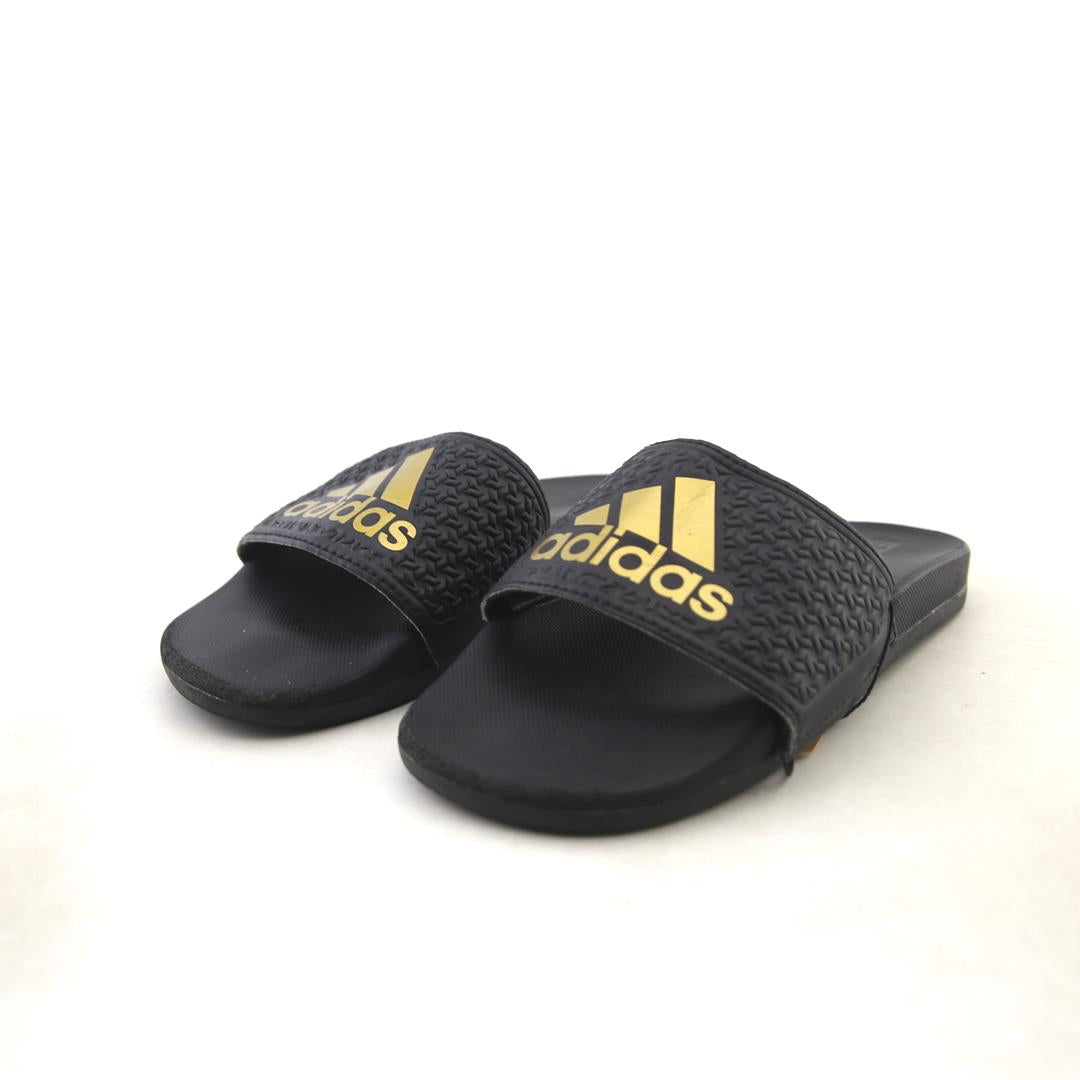 ADIDAS .
