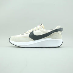 NIKE WAFFLE DEBUT