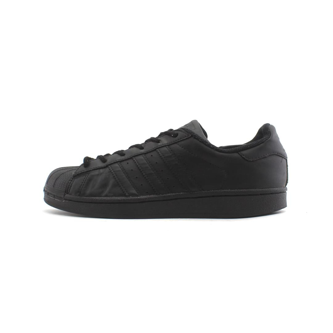 ADIDAS .
