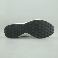 NIKE WAFFLE DEBUT
