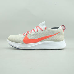 NIKE ZOOM FLY FLYKNIT