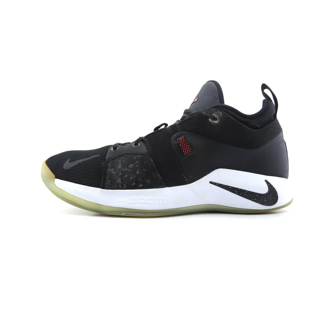 NIKE  PG 2