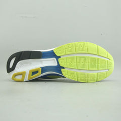NIKE ZOOM STREAK