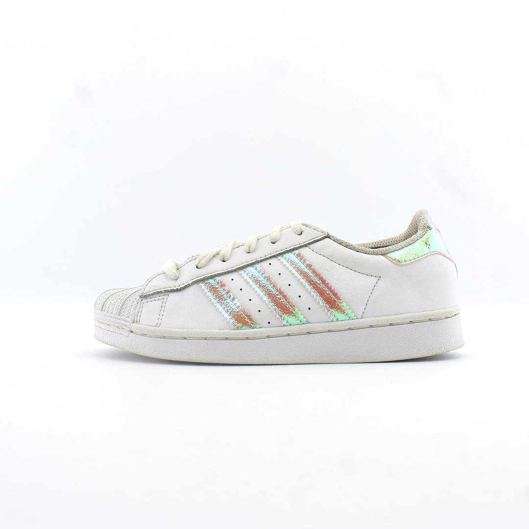 ADIDAS .
