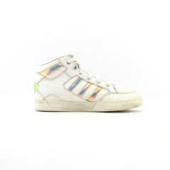 ADIDAS .
