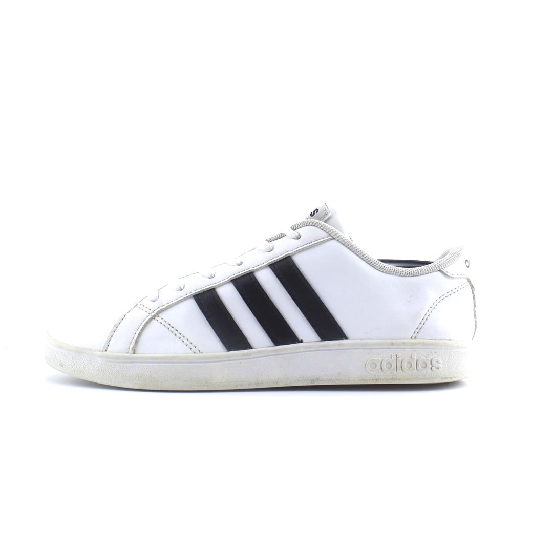 ADIDAS BASELINE
