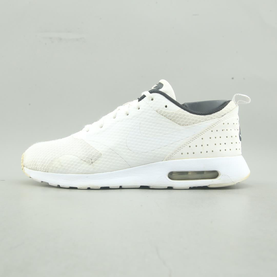 NIKE AIR MAX TAVAS