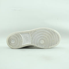 NIKE  EBERNON LOW