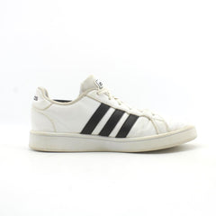 ADIDAS .