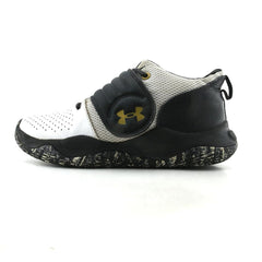 UNDER ARMOUR ZONE BB