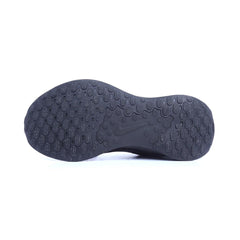 NIKE  REVOLUTION 7