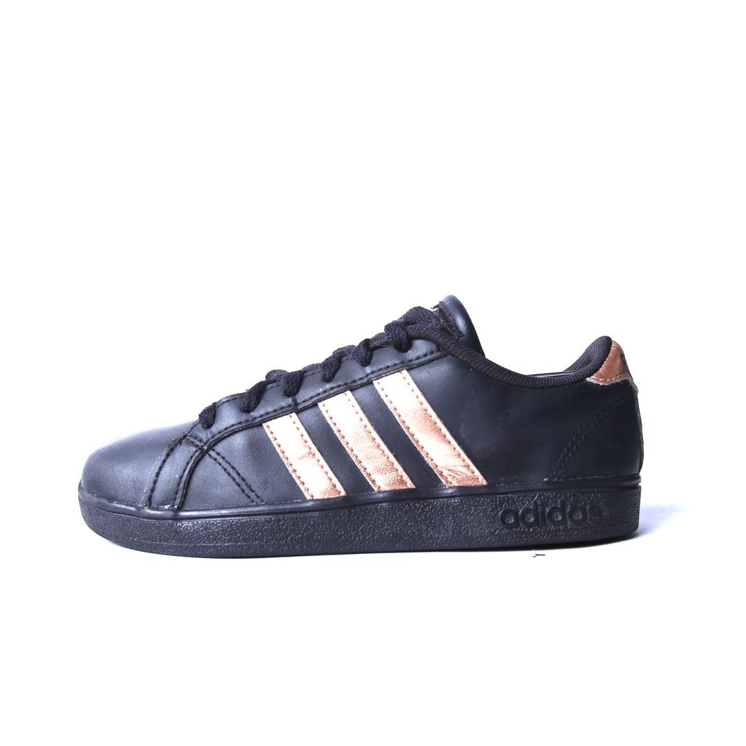 ADIDAS BASELINE